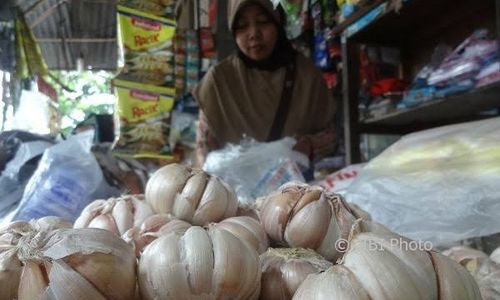 Harga Bawang Putih Naik, Cabai Turun! Cek Harga Pangan Hari Ini