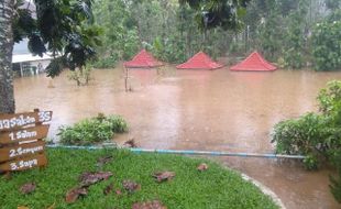 MTsN 4 Malang Kebanjiran Di Hari Pertama Masuk Sekolah