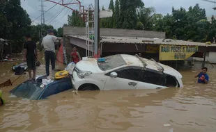 Catat! Ini Cara Mengetahui Mobil yang Pernah Terendam Banjir