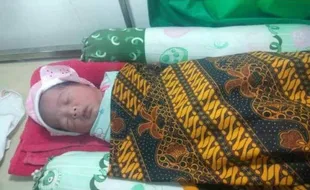 Bayi Perempuan Baru Lahir Ditemukan di Halaman Rumah Warga Ngemplak Boyolali