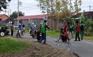 Banyak Korban Jatuh, Hati-Hati di Rel Bengkong Tasikmadu Karanganyar