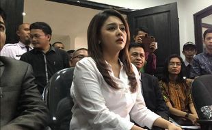 Disebut Gugat Cerai Suami karena Beli Harley, Jenita Janet Geram