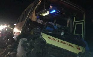 Bus Pahala Kencana Tabrak Truk di Tol Cipali, 2 Orang Meninggal