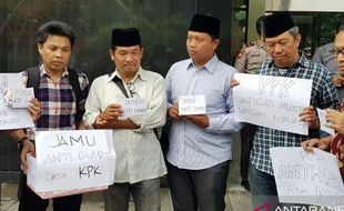 Demokrat: Mungkin KPK Mati Lebih Dulu Ketimbang Harun Masiku