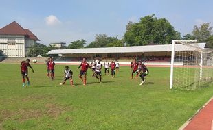 Rekrut Joko Susilo, Persis Solo Punya 5 Bek Tengah