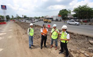 Alat Berat Mulai Didatangkan ke Lokasi Proyek Flyover Purwosari Solo Selasa