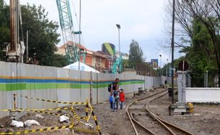 Pencurian Kabel Telkom di Kawasan Flyover Purwosari, Ini Kata Pelaksana Proyek