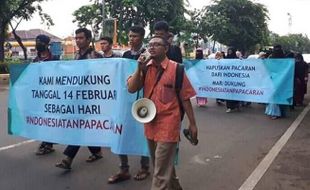 Detik-Detik Jelang Valentine, Masa Aksi Bentangkan #IndonesiaTanpaPacaran