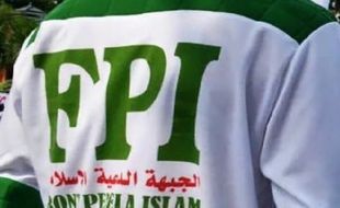 Sumber Maksiat! Massa FPI Demo Tutup Bioskop di Pamekasan