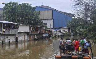 Banjir Jakarta: DPR Kecam Anies Baswedan, Ridwan Kamil, dan Gubernur Banten