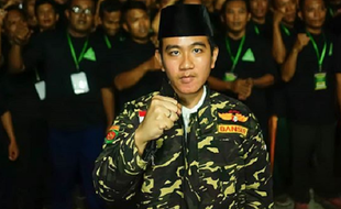 Masuk Tim Pemenangan Gibran-Teguh, Joko Widodo Jadi Koordinator PKL dan Parkir