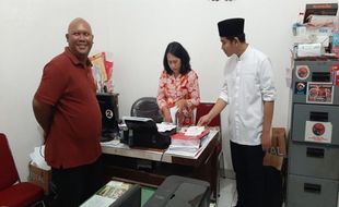 Kunjungi Kantor DPC PDIP Solo, Ini Kata Gibran Soal Rekomendasi Cawali Dari DPP