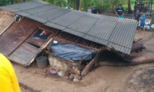 Bencana Langkisau Lumat Rumah di Cilacap