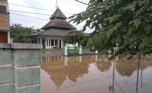 Pracimantoro Wonogiri Banjir, Jembatan Dungtemu Ambrol