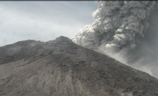 4 Kali Erupsi Merapi, Tak Ada Hujan Abu di Klaten