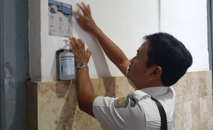 PT KAI Daop VII Madiun Sediakan Hand Sanitizer di Stasiun