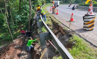 Longsor Mengancam Akses Wonogiri, Talut Jalan Ambrol Singodutan Dibangun Ulang