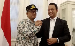 Dikira Kembaran, Wasil Afin Bakul Nasi Goreng Akhirnya Bertemu Anies Baswedan