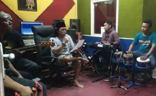 Didi Kempot Bikin 2 Lagu Baru Berisi Pesan Terkait Corona di Sragen