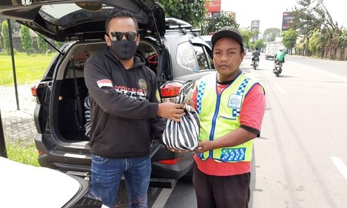 Alert Soloraya Bagikan Sembako di Tujuh Kota/Kabupaten