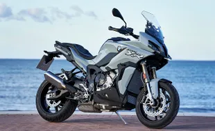 Ini Spesifikasi Moge BMW S1000XR