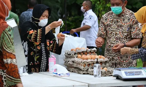 Sempat Satu Ruangan dengan Tung Desem Waringin, Bagaimana Kondisi Wali Kota Risma?