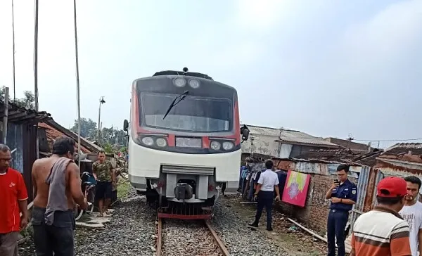 Warga Semanggi Solo Meninggal Tertabrak KA Batara Kresna - Espos.id | Espos  Indonesia dari Solo untuk Indonesia