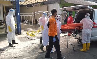 Pria Purwodadi Meninggal Tergeletak di Trotoar Depan Apotek, Warga Tak Berani Mendekat