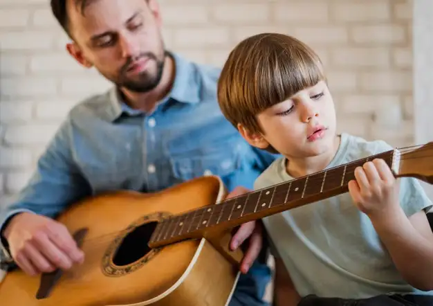 Parents, Yuk Kenalkan Anak dengan Musik Sejak Dini