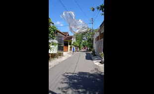 Balon Udara Di Langit Soloraya Diduga Dari Ponorogo, Ini Yang Dilakukan Danlanud Adi Soemarmo