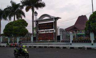 Pulang Dari Tanah Suci, Seorang Haji Embarkasi Solo Positif Covid-19