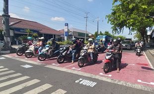 Ada Garis Jarak Antar-Motor di Bangjo Sukoharjo, Mirip Sirkuit Moto GP