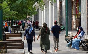 Malioboro Jogja Ramai dan Pengunjung Tak Tertib, Sultan: Jangan Sampai Saya Close