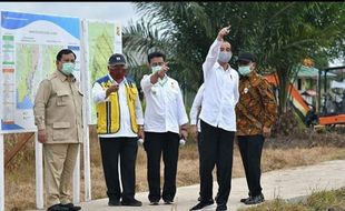 Mentan SYL Dampingi Jokowi Tinjau Food Estate di Kapuas