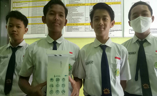 4 Siswa SMP di Sragen Ini Ciptakan Hand Sanitizer Otomatis, Kalau Pakai Nggak Perlu Disentuh