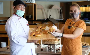 Keju Meleleh Korean Garlic Bread ala The Sunan Hotel Solo Bikin Penasaran