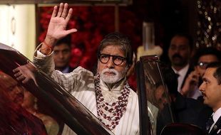 Aktor Legend Bollywood Amitabh Bachchan Positif Covid-19