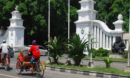 Ada Lagi Wacana Daerah Istimewa Surakarta, Netizen: Gubernurnya Siapa?