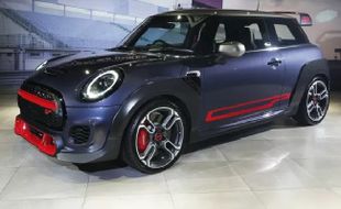 Cuma 12 di Indonesia, Mini John Cooper Works GP Dibanderol Rp1,5 Miliar