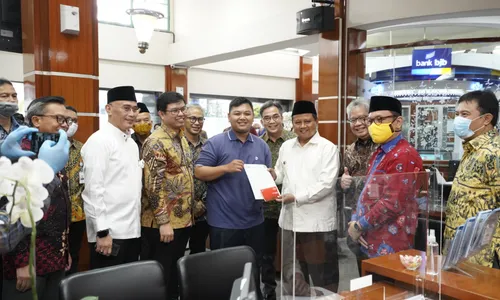 BPKH Resmikan Layanan Pendaftaran Haji Bank Umum Syariah BJB