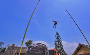 Nonton Sirkus ala Garut, Siap-Siap Senam Jantung