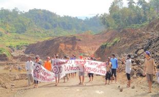 Warga Terdampak Proyek Waduk Jlantah Karanganyar Protes, BBWSBS Minta Kontraktor Lakukan Mediasi