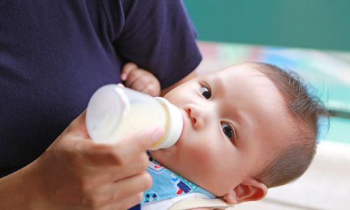 Dear Bunda, Waspadalah Bila Bayi Anda Sering Dipuji Gendut dan Lucu