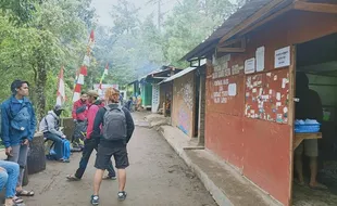 Peringatan Untuk Pendaki Lawu: Ingat, Gunung Bukan Tempat Sampah, Bawa Turun Sampahmu!