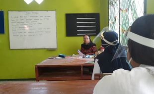 Sekolah Luar Biasa di Madiun Uji Coba Pembelajaran Tatap Muka, Begini Respons Siswa