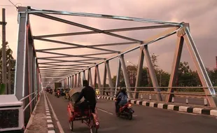 Warga Gagalkan Aksi Bunuh Diri Wanita Boyolali di Jembatan Bacem Sukoharjo