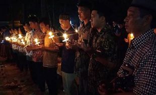 Memaknai Filosofi Malam Tirakatan, Tradisi yang Lekat Menyambut 17-an