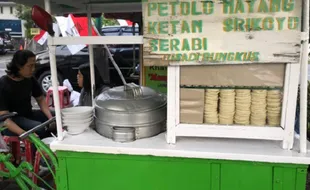 Sudah Generasi Ketiga! Ini Kuliner Langka Nan Lezat Petolo Mayang di Solo