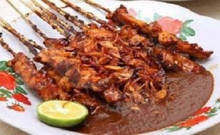 Sssttt.... Ini Resep Rahasia Bumbu Sate Lezat Ala Chef Ternama