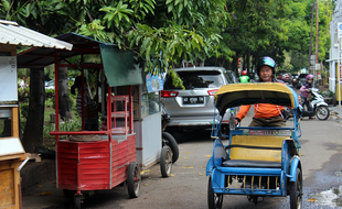 Hoki Banget, Tukang Becak Sragen Penerima Bantuan Rp2,4 Juta Pernah Dapat Umrah Gratis